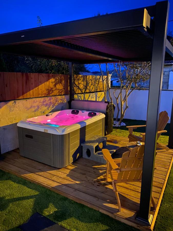 Magnifique Grange Avec Spa / Love Room Saint-Andre-de-Cubzac Exterior photo